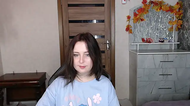 Kristy-Max online show from 10/13/25, 10:32