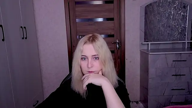 Kristy-Max online show from 03/17/26, 05:33