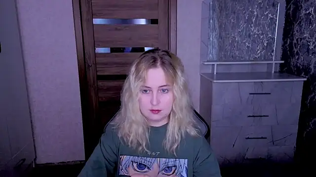 Kristy-Max online show from 06/20/26, 05:49