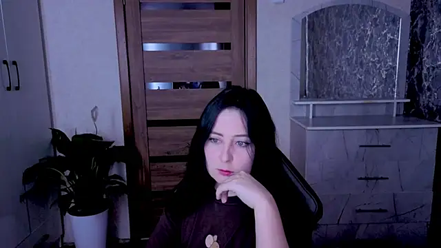 Kristy-Max online show from 07/07/26, 10:14