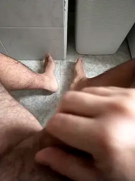 Snapshot of user_662 chatting on 12/01/25, 10:53 user 662 online show from 12/01/25, 10:53