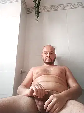Snapshot of user_662 chatting on 05/14/26, 09:38 user 662 online show from 05/14/26, 09:38