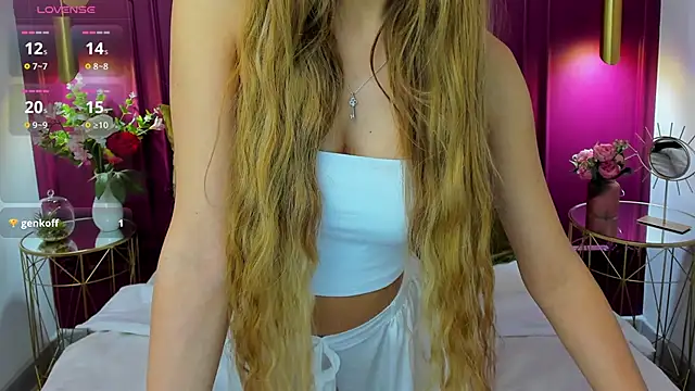 CherieDane online show from 10/11/25, 05:17