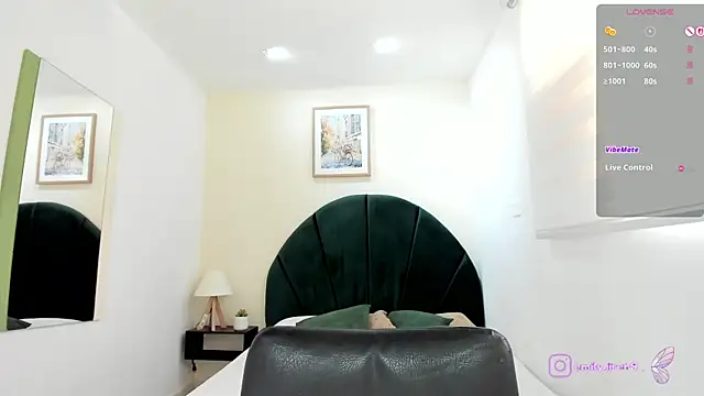 Snapshot of _EmilyJireh_ chatting on 06/17/26, 07:26 EmilyJireh online show from 06/17/26, 07:26