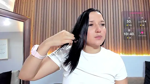 Snapshot of _EmilyJireh_ chatting on 07/15/26, 07:30 EmilyJireh online show from 07/15/26, 07:30