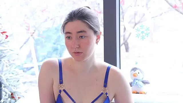 Snapshot of GentleSparkMay chatting on 01/15/25, 09:13 GentleSparkMay online show from 01/15/25, 09:13