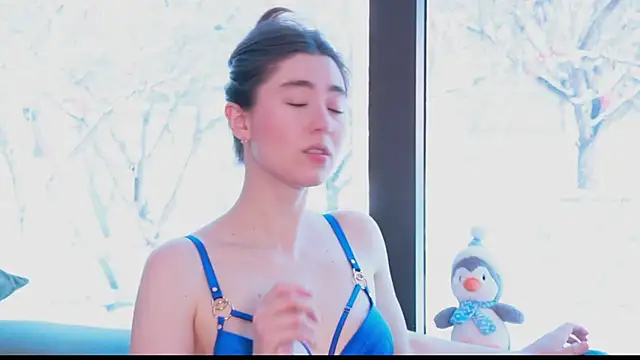 Snapshot of GentleSparkMay chatting on 02/23/25, 10:06 GentleSparkMay online show from 02/23/25, 10:06