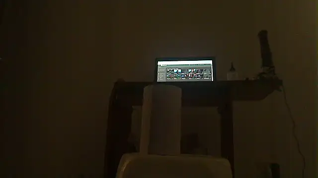 Snapshot of SensualGata13 chatting on 02/18/25, 05:10 SensualGata13 online show from 02/18/25, 05:10
