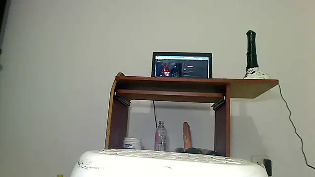 Snapshot of SensualGata13 chatting on 10/01/25, 10:27 SensualGata13 online show from 10/01/25, 10:27