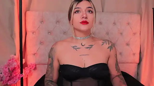Snapshot of ashleyvalirya chatting on 02/06/25, 03:48 ashleyvalirya online show from 02/06/25, 03:48