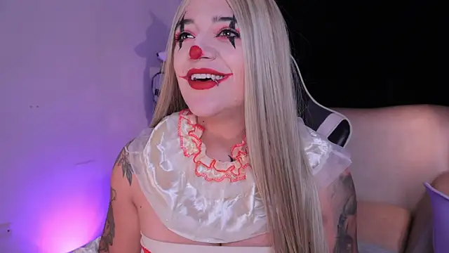 ashleyvalirya online show from 10/31/25, 03:29