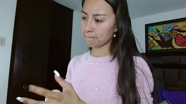 Snapshot of tatiana_valencia chatting on 02/18/25, 03:43 tatiana valencia online show from 02/18/25, 03:43