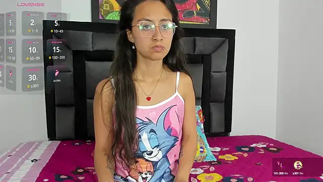 Snapshot of tatiana_valencia chatting on 03/09/25, 06:21 tatiana valencia online show from 03/09/25, 06:21