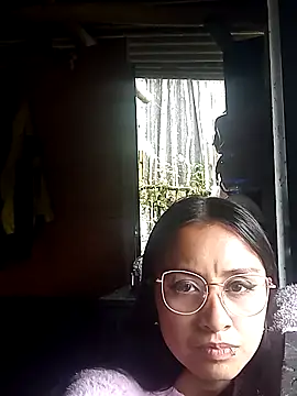 Snapshot of tatiana_valencia chatting on 03/18/25, 07:42 tatiana valencia online show from 03/18/25, 07:42