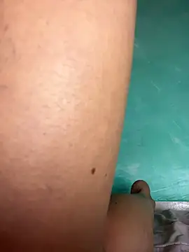 xMirana  online show from 10/29/25, 09:33