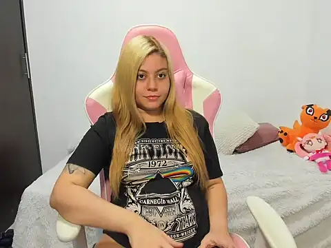 saori 9b online show from 01/11/25, 08:32