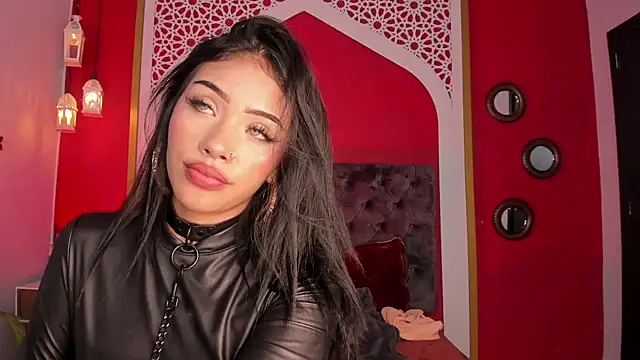 Snapshot of Giovanna_oliveira chatting on 12/31/24, 08:48 Giovanna oliveira online show from 12/31/24, 08:48