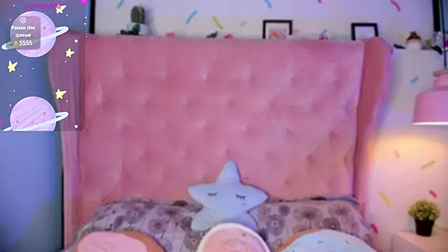 Snapshot of Giovanna_oliveira chatting on 01/07/25, 08:56 Giovanna oliveira online show from 01/07/25, 08:56