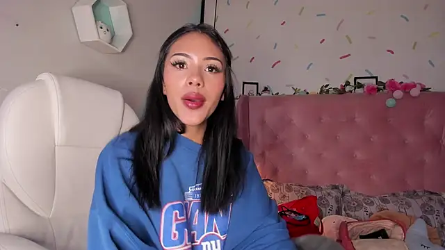 Snapshot of Giovanna_oliveira chatting on 02/20/25, 11:09 Giovanna oliveira online show from 02/20/25, 11:09