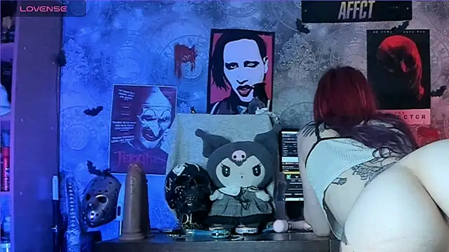 KuromiRacer  online show from 09/08/25, 06:40