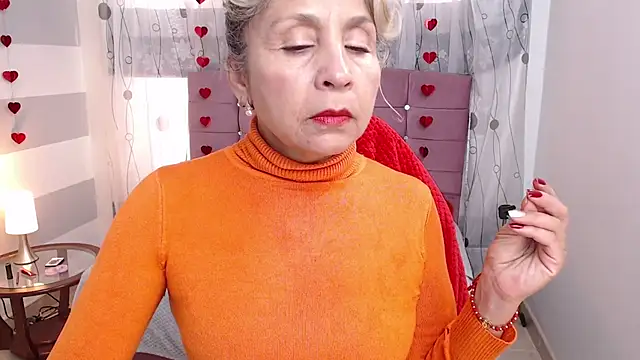 Snapshot of Afrodita_sg chatting on 02/20/25, 05:29 Afrodita sg online show from 02/20/25, 05:29