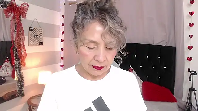 Snapshot of Afrodita_sg chatting on 12/05/25, 02:14 Afrodita sg online show from 12/05/25, 02:14