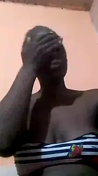 ZIPORA07 online show from 02/22/25, 12:49