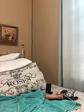 niccki3 online show from 02/05/25, 06:56