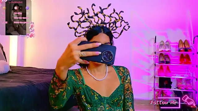 Snapshot of CampbelGinger chatting on 10/27/25, 01:53 CampbelGinger online show from 10/27/25, 01:53