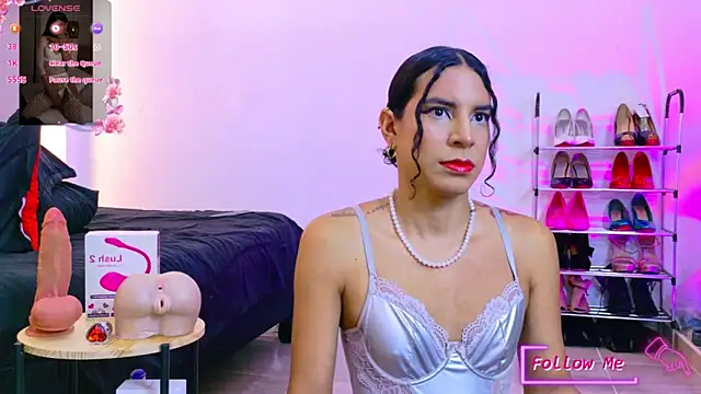 Snapshot of CampbelGinger chatting on 11/07/25, 01:38 CampbelGinger online show from 11/07/25, 01:38