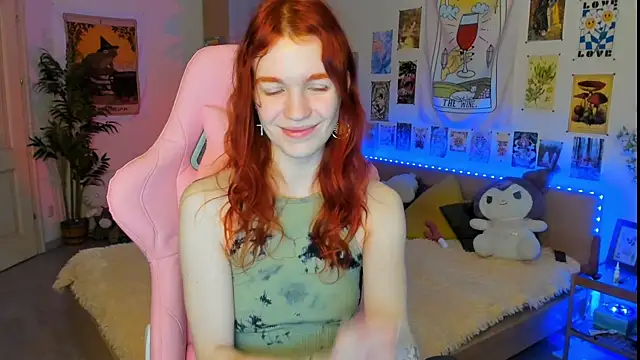 Snapshot of Sunny_Elly chatting on 01/17/25, 07:19 Sunny Elly online show from 01/17/25, 07:19