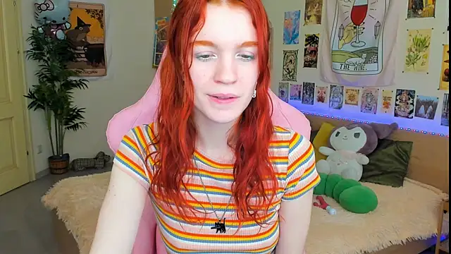 Snapshot of Sunny_Elly chatting on 02/07/25, 09:58 Sunny Elly online show from 02/07/25, 09:58