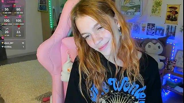 Snapshot of Sunny_Elly chatting on 09/16/25, 03:02 Sunny Elly online show from 09/16/25, 03:02