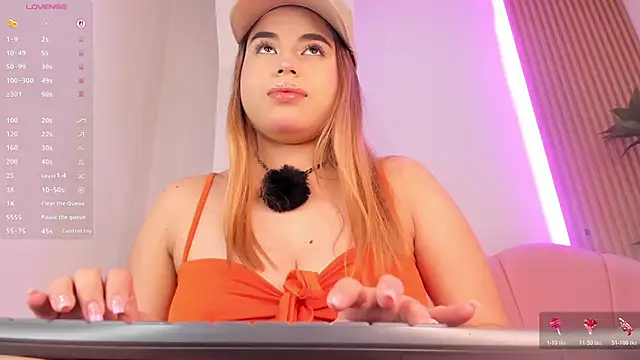 Victoria vallejo  online show from 12/21/25, 11:39