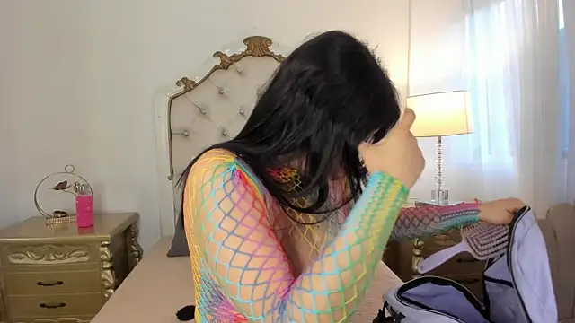 Victoria vallejo  online show from 04/09/26, 11:48