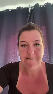 NatiLove35 online show from 02/18/26, 06:04