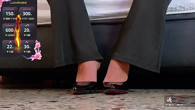 Alexa Miss online show from 02/19/25, 06:32