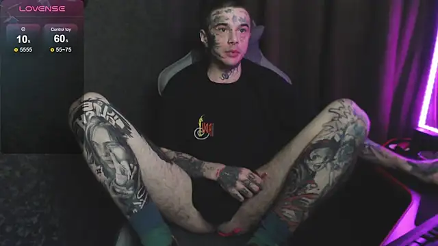 Snapshot of lonelycrystal chatting on 01/10/25, 05:24 lonelycrystal online show from 01/10/25, 05:24