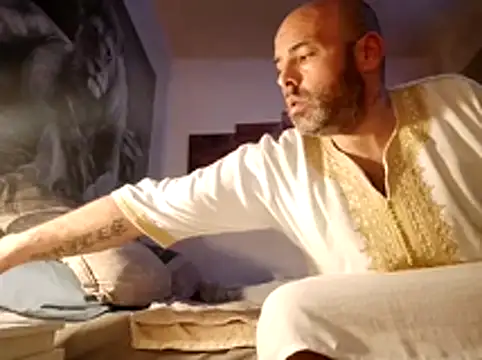 Snapshot of medioarabemediogypsi chatting on 11/06/25, 07:26 medioarabemediogypsi online show from 11/06/25, 07:26