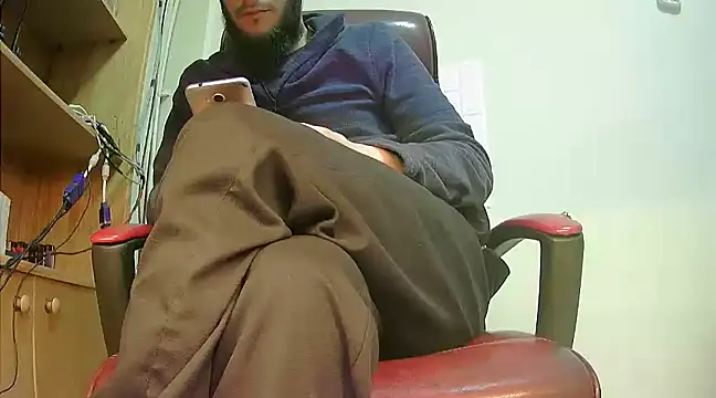 hardbigcock16 online show from 02/03/25, 01:08