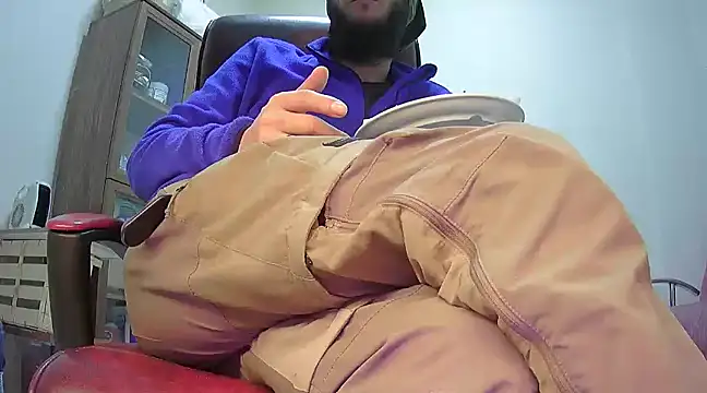 hardbigcock16 online show from 02/15/25, 09:49