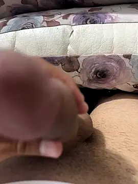 sertseven3333 online show from 09/29/25, 09:41