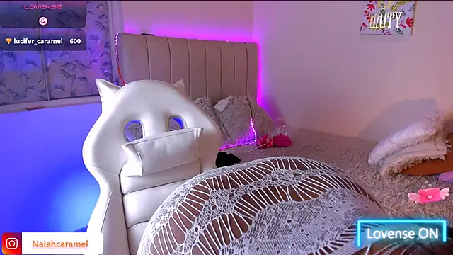 Snapshot of naiahcaramell chatting on 03/15/25, 01:30 naiahcaramell online show from 03/15/25, 01:30