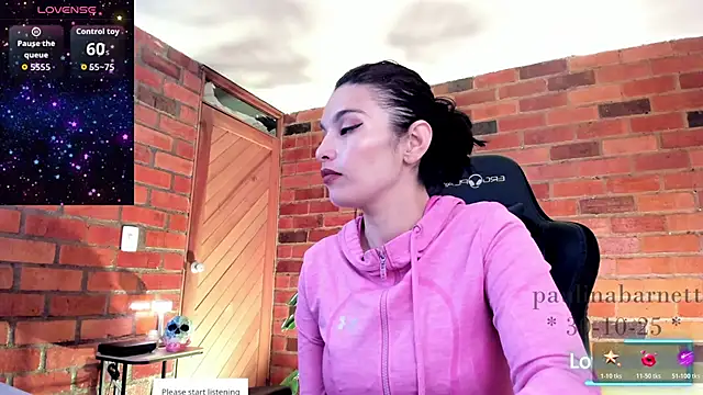 paulinabarnett- online show from 10/30/25, 02:29