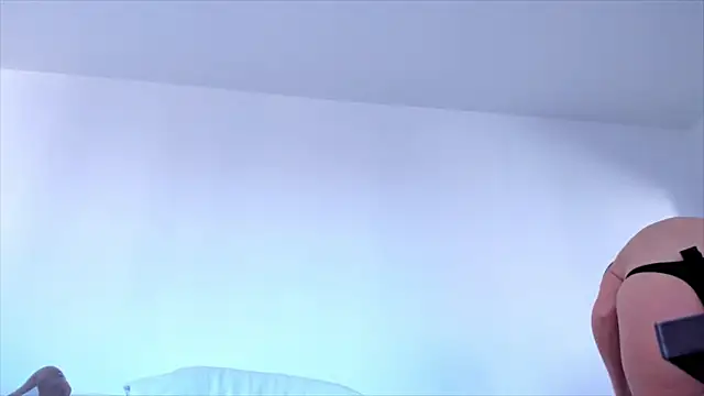 hornyemma   online show from 01/13/25, 09:30