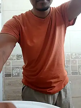 Snapshot of Long_Laster chatting on 01/08/25, 03:40 Long Laster online show from 01/08/25, 03:40