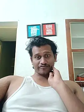 Snapshot of Long_Laster chatting on 01/22/25, 01:32 Long Laster online show from 01/22/25, 01:32