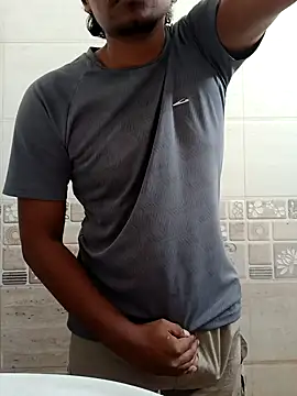 Snapshot of Long_Laster chatting on 02/08/25, 03:52 Long Laster online show from 02/08/25, 03:52