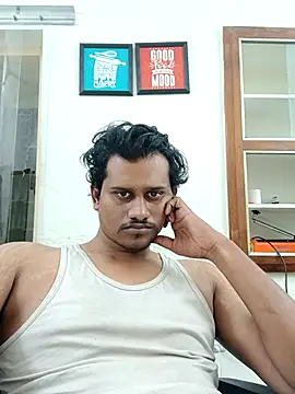 Snapshot of Long_Laster chatting on 02/19/25, 01:06 Long Laster online show from 02/19/25, 01:06