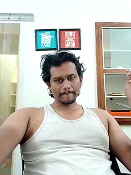 Snapshot of Long_Laster chatting on 03/07/25, 11:51 Long Laster online show from 03/07/25, 11:51